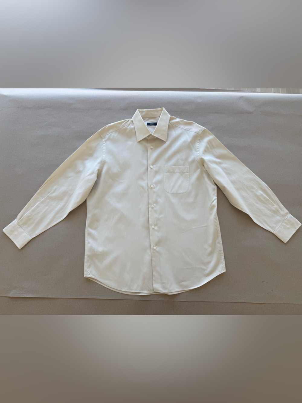 Boss — Men's Off White Button-Down Dress Shirt — Size 17-34/35